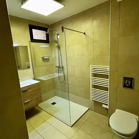 Centre Vue Au Calme كالفي